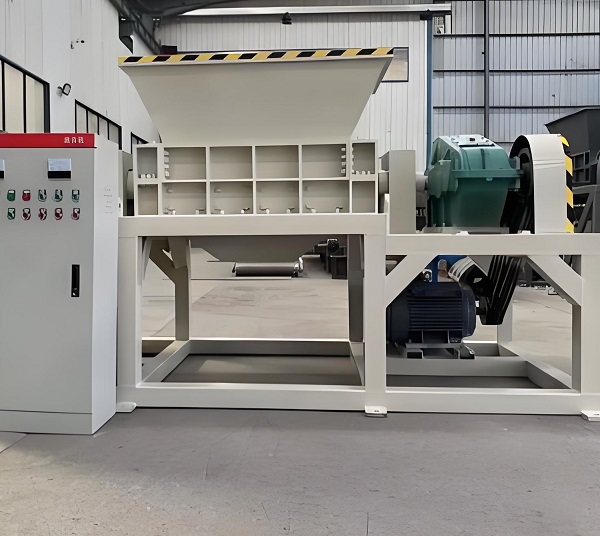 Differences in structure and principle between double axis shredder and single axis shredder(图1) 02.jpg