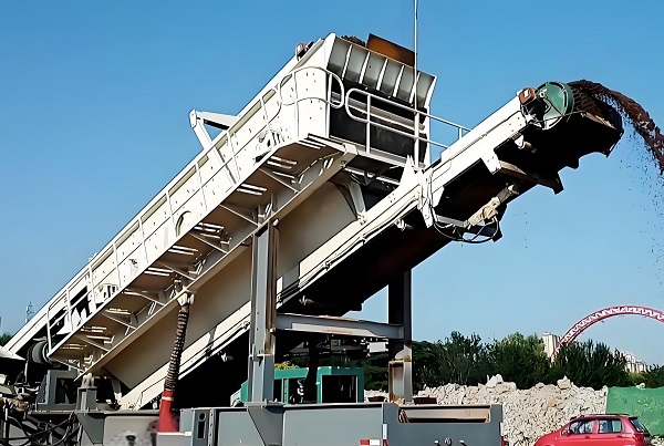 Current situation and development of construction waste util