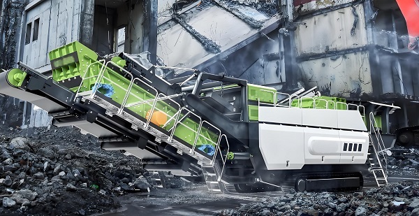 Classification and characteristics of mobile crushing stations(图2) 02.jpg