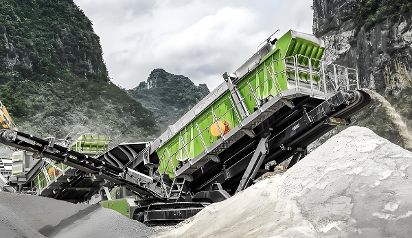 Classification and characteristics of mobile crushing stations(图3) 03.jpg