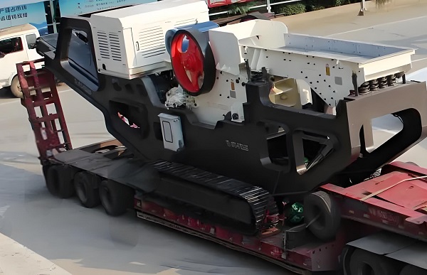 Main configuration and characteristics of tracked mobile crushing and screening station(图5) 04.jpg