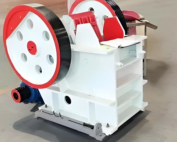 Product and service advantages of Zhongcheng Machinery Jaw Crusher(图4) 04.jpg