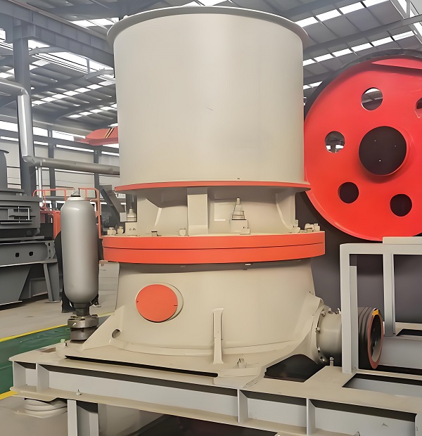 Advantages and characteristics of Zhongcheng Machinerys gyratory crusher(图3) 03.jpg