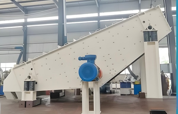 Characteristics and advantages of domestic waste sorting equipment(图2) 02.jpg