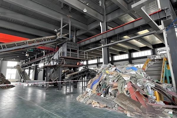 Process flow and technology of bulky waste disposal system