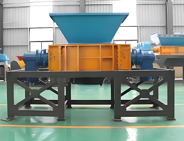 Double shaft shredder